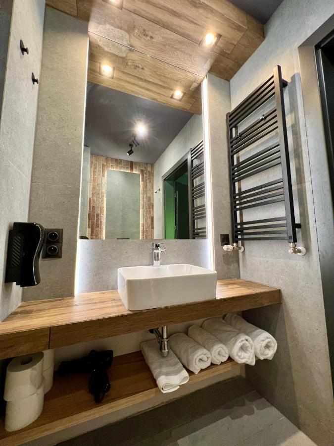 Loft Klonowa - Apartament Z Garazem Kielce Extérieur photo